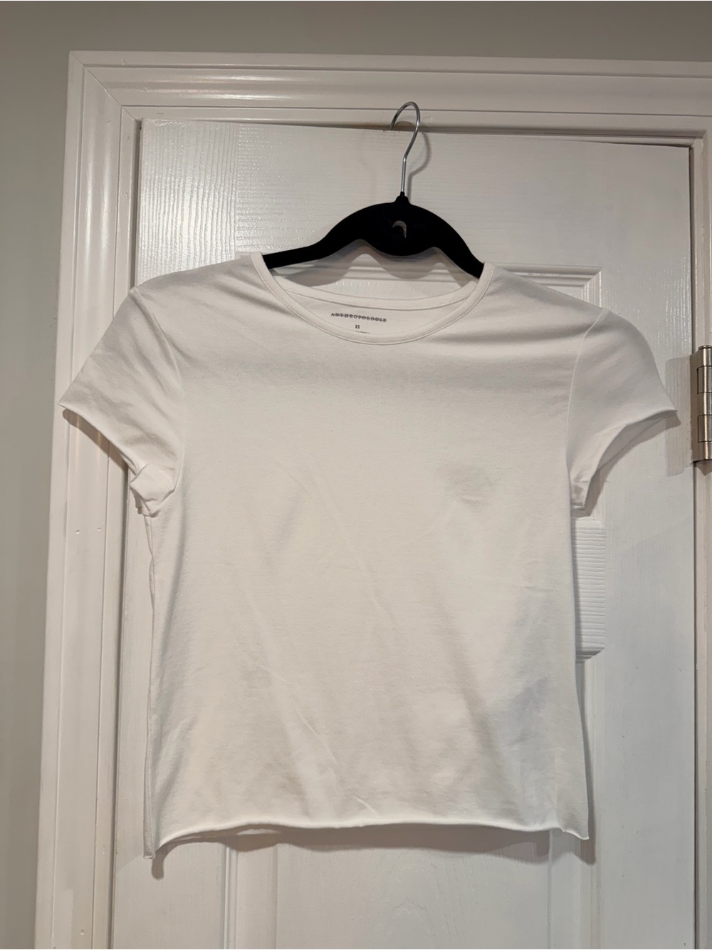 NWOT Anthropologie Size XS White Stretch Short Sleeve Raw Hem Stretch Crop Top